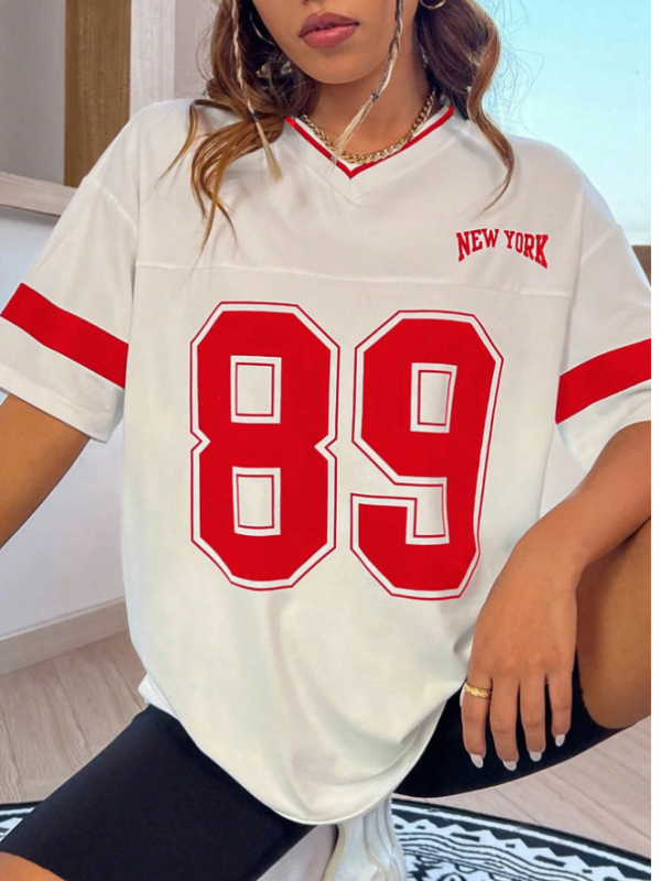 Μπλούζα T-shirt με χαλαρή γραμμή, V-λαιμό, εκτύπωση με γράμματα, πολυεστέρας