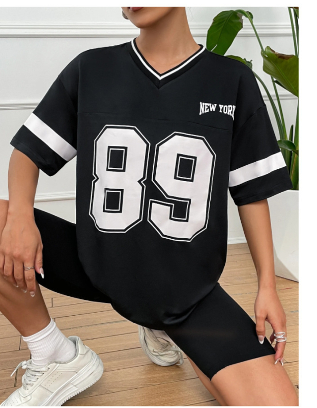 Μπλούζα T-shirt με χαλαρή γραμμή, V-λαιμό, εκτύπωση με γράμματα, πολυεστέρας