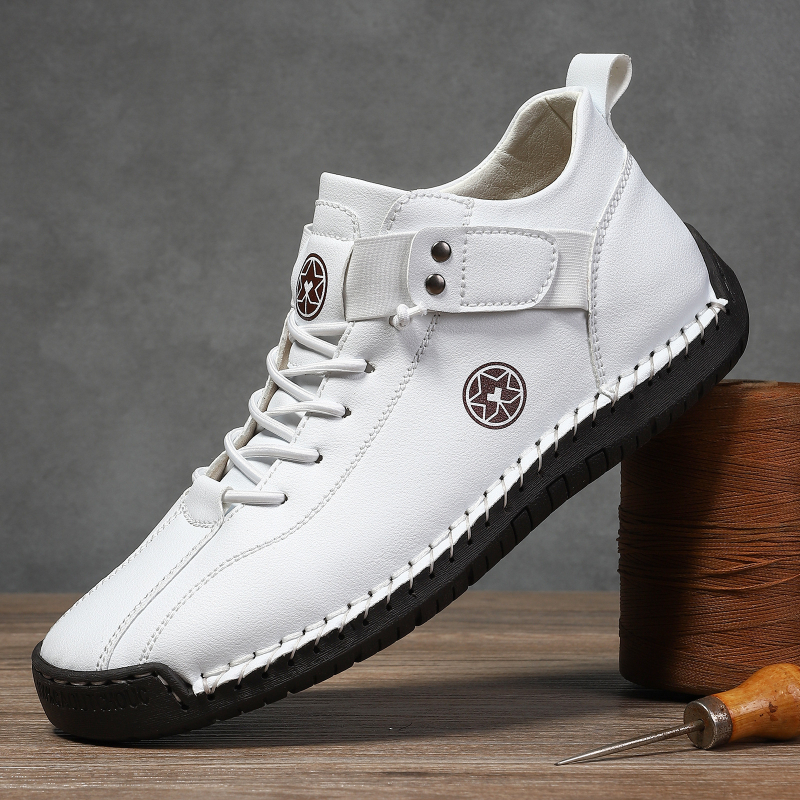 Muške Martin čizme, ručno šivane, srednje visine, prozrađivi gornji dio, slip-on s elastičnom trakom, gumeni potplat