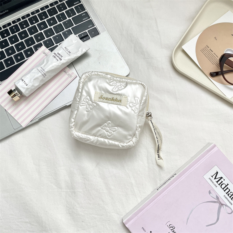 Sanitāro higiēnas spilventiņu uzglabāšanas soma – PU āda, ceļojumam draudzīga, moderns vienkāršs stils (Zīmols: Bu yi; Materiāls: PU; Funkcija: Uzglabāšana; Pieteikums: Sanitārie spilventiņi; Stils: Modernā vienkāršība)