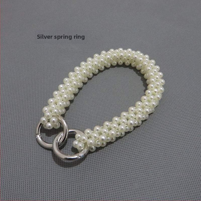 Remen za torbu — pleteni lanac s perlama, ABS imitacije perli; model: kvadratni stupper perlni držač; kategorija: remen/rameni remen; proljeće 2024