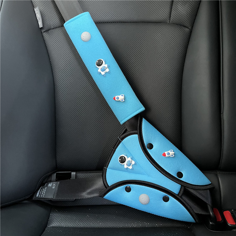Laste auto turvavöö õla padja – reguleeritav kinnitus, vöö laiendus ja kaitseplaat, materjal jääsatiin