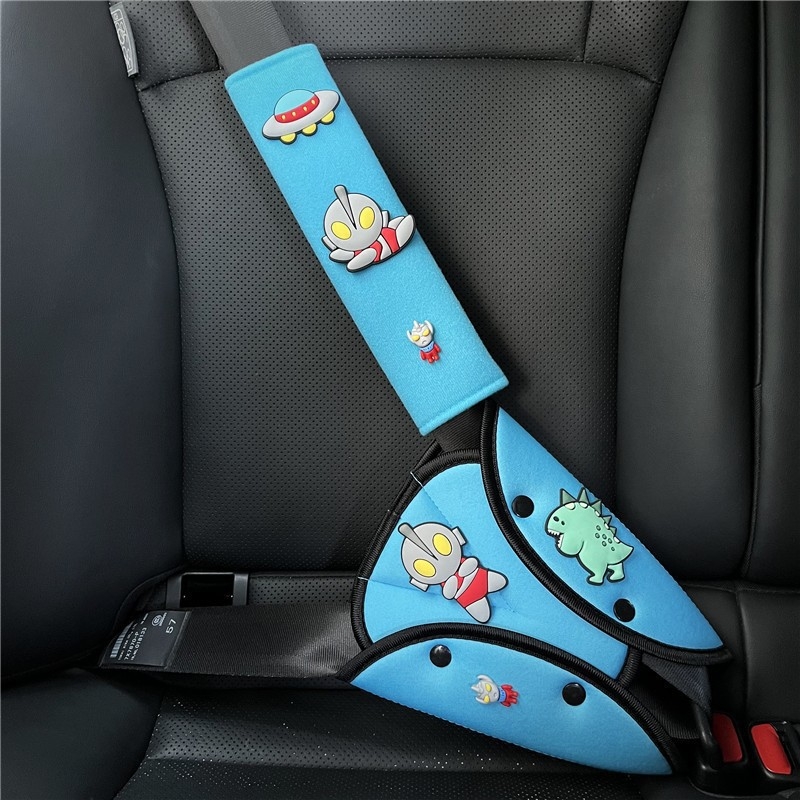 Laste auto turvavöö õla padja – reguleeritav kinnitus, vöö laiendus ja kaitseplaat, materjal jääsatiin