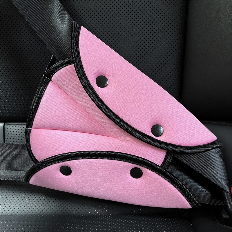 Laste auto turvavöö õla padja – reguleeritav kinnitus, vöö laiendus ja kaitseplaat, materjal jääsatiin