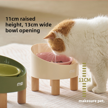 Keramikas kaķa ēdiena bļoda ar augstām kājiņām un slīpu malu kakla aizsardzībai, antiapgriešanās dizains; ABS ievietojums un koka kājas; piemērota kaķiem un maziem līdz vidējiem suņiem