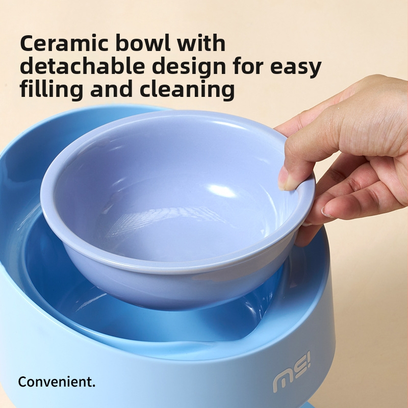 Keramikas kaķa ēdiena bļoda ar augstām kājiņām un slīpu malu kakla aizsardzībai, antiapgriešanās dizains; ABS ievietojums un koka kājas; piemērota kaķiem un maziem līdz vidējiem suņiem