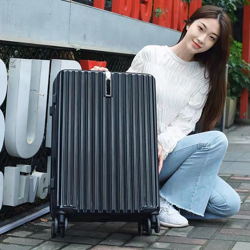 Ceļojumu koferis - alumīnija sakausējums, sānu atvērums, priekšējais atvērums, universālie riteņi