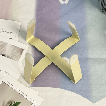 Στήριγμα μπολ γάτας με σχέδιο ιπτάμενου δίσκου — Θήκη για μπολ σνακ/κονσέρβες (Προέλευση: Zhejiang, Μάρκα: Qi yan, Όχι αυτόματη σίτιση, Για γάτες)