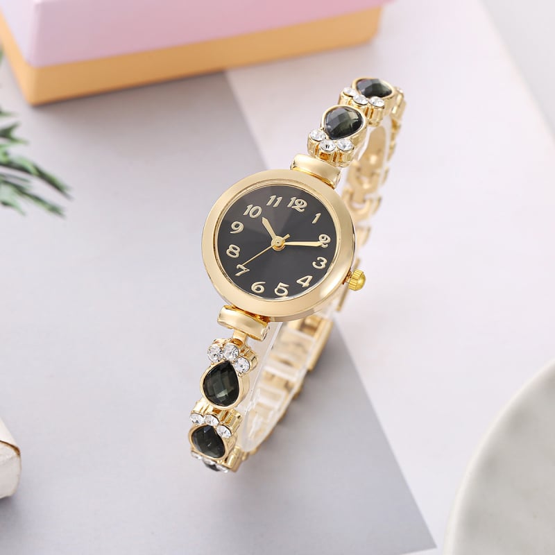 Női karkötőóra gyémántokkal - kvarc működés, kör alakú számlap, ötvözetes tokkal, ötvözetes szíjjal, spirál koronával