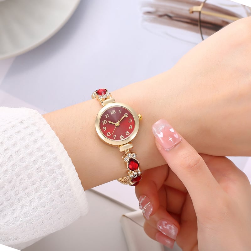 Női karkötőóra gyémántokkal - kvarc működés, kör alakú számlap, ötvözetes tokkal, ötvözetes szíjjal, spirál koronával