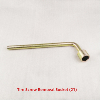 Automobiļa instrumentu komplekts: riepu atslēga, vilkšanas āķis, piekabes āķis, riepu manšete