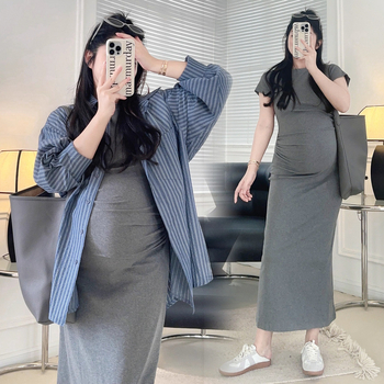 Rasedate suvine komplekt – triibuline puuvillane topp ja midi seelik, kaheosaline komplekt