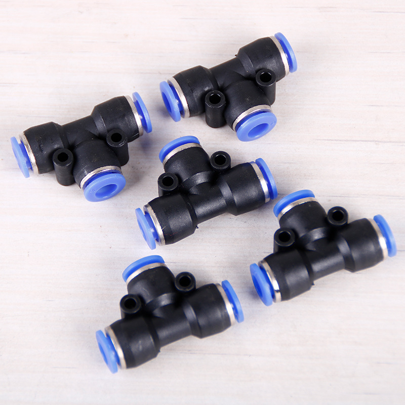 Свързвач за капково напояване – универсален регулируем накрайник, бърза връзка, тройна връзка