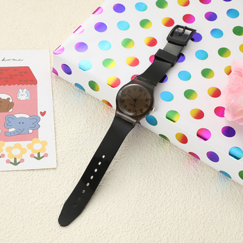 Ženski kvarcni sat s prozirnim remenom od legure, okrugli brojčanik, pokazivački prikaz, kućište od cinkove legure