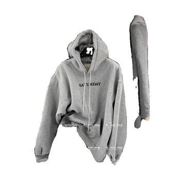 Hooded sweatshirt od pamuk-poliester tkanine, s izvezom slova, širokog kroja, ultra kratka duljina, za žene