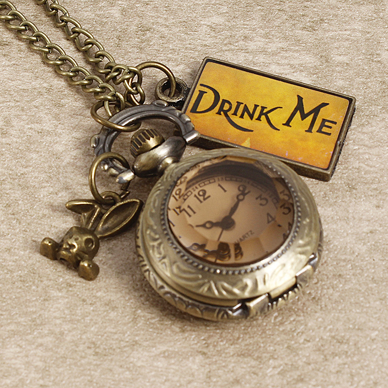 Džepni sat na ogrlicu, starinski svjetski čas, kvarcni mehanizam, kućište od titanij‑legure, kružni brojčanik, spiralna krunica