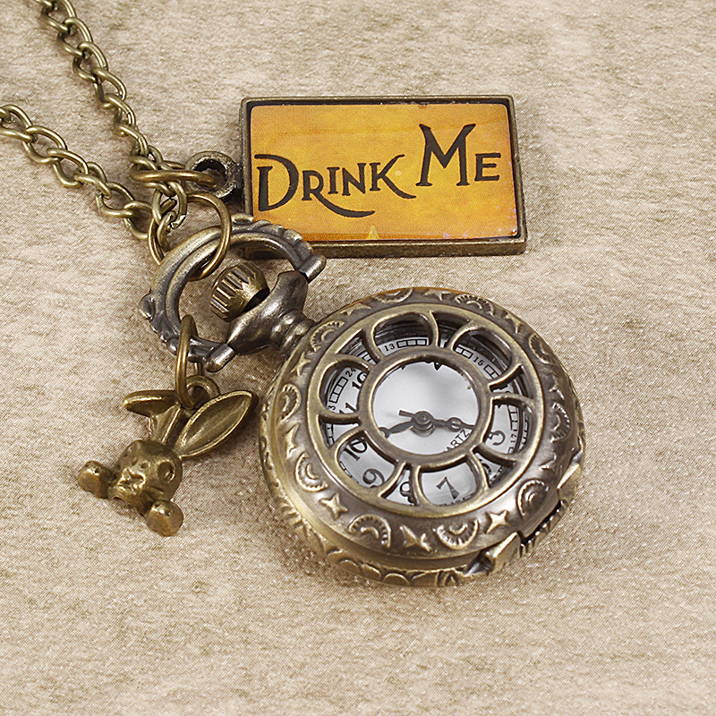 Džepni sat na ogrlicu, starinski svjetski čas, kvarcni mehanizam, kućište od titanij‑legure, kružni brojčanik, spiralna krunica