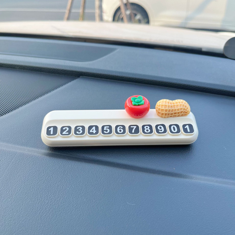 Auto dekoratīvs aksesuārs: pagaidu stāvvietas numura plāksīte ar Lychee motīvu, sveķi, modelis 01