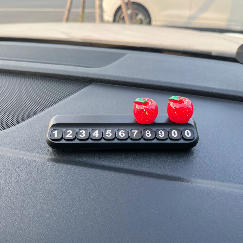 Auto dekoratīvs aksesuārs: pagaidu stāvvietas numura plāksīte ar Lychee motīvu, sveķi, modelis 01