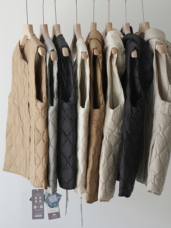 Пухена жилетка за жени, бял гъши пух 86–90%, тесен силует, еднопредно закопчаване, без яка