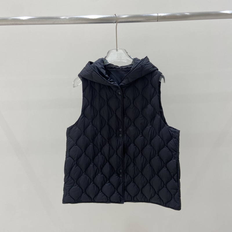 Пухена жилетка за жени, бял гъши пух 86–90%, тесен силует, еднопредно закопчаване, без яка