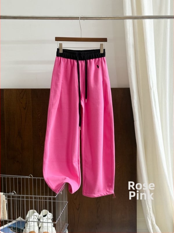 Naiste fleece-kattega puuvillast‑polüestrist sportpüksid, keskosa vöökoht, vaba sirge lõige, paksendatud talveks