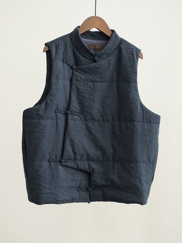 Etno stiililine vest seisva kraega, täidetud siiditaoliste kiududega, polüesterkangas, vaba lõige