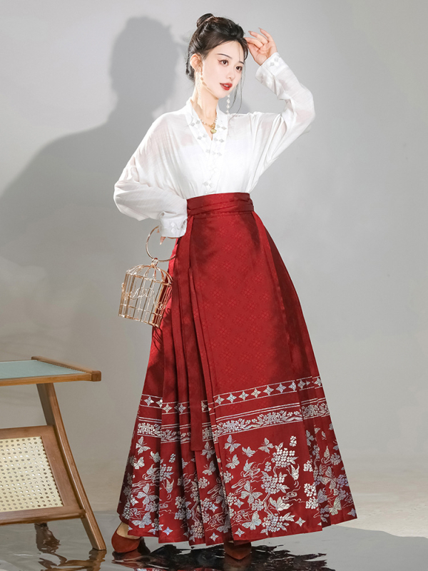 Ženski odjevni komad u kineskom stilu s dizajnom suknje s konjskim licem, nadahnut nacionalnim stilom, tkanina Spandex 90–95%, obrada crumple, ljeto 2023