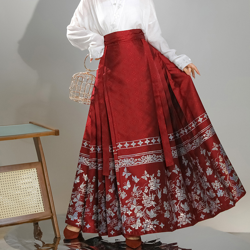 Ženski odjevni komad u kineskom stilu s dizajnom suknje s konjskim licem, nadahnut nacionalnim stilom, tkanina Spandex 90–95%, obrada crumple, ljeto 2023