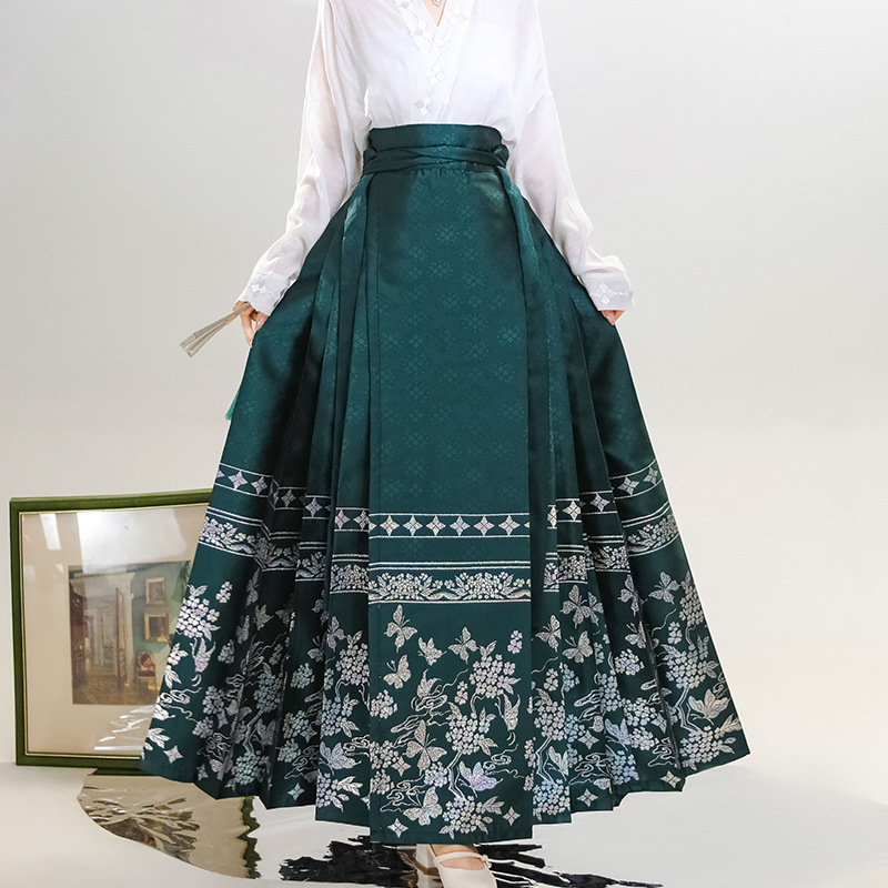 Ženski odjevni komad u kineskom stilu s dizajnom suknje s konjskim licem, nadahnut nacionalnim stilom, tkanina Spandex 90–95%, obrada crumple, ljeto 2023