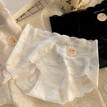 Ljetne ženske gaćice od ice-silk bez šavova, prozračnih i udobnih, srednje visine struka, antibakterijska pamuk postava