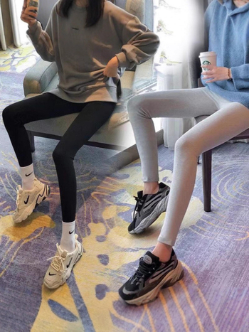 Naiste retuusid - Polüester koos elastaniga, pahkluu pikkus, tihe lõige, keskmise paksusega, ühetooniline