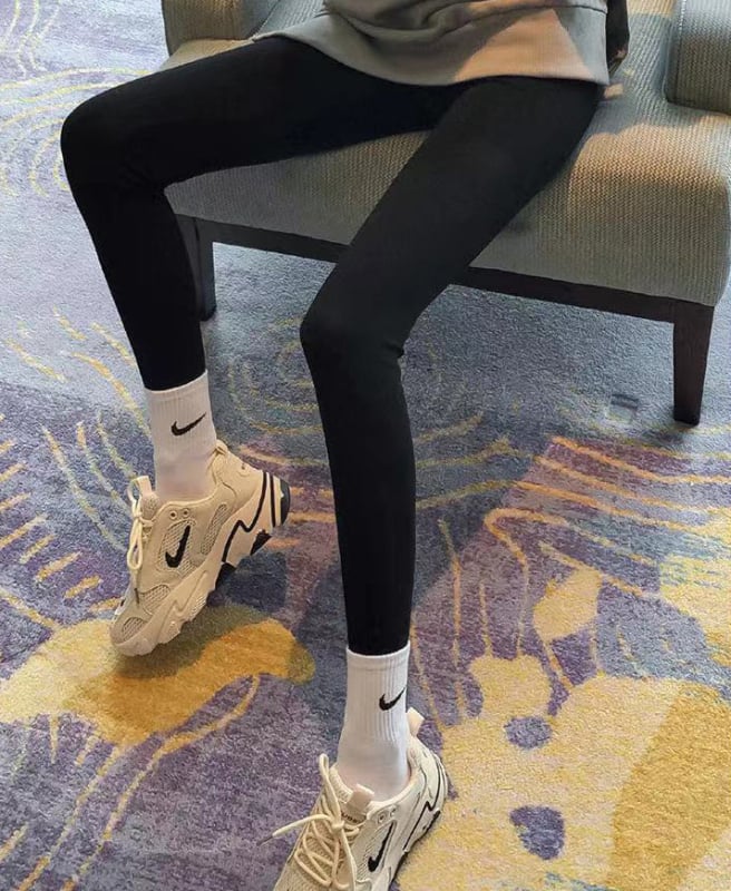 Naiste retuusid - Polüester koos elastaniga, pahkluu pikkus, tihe lõige, keskmise paksusega, ühetooniline