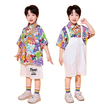 Bērnu uzstāšanās kostīms ar siksniņām Hongkonga stilā, primāro izglītības iestāžu skolēniem, ar drukas elementu, kokvilnas-poliesteri maisījums, 80–90% poliester, pavasaris 2025