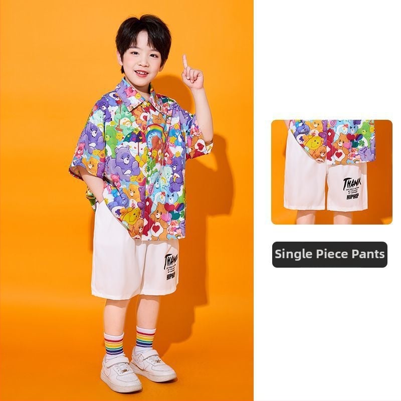 Bērnu uzstāšanās kostīms ar siksniņām Hongkonga stilā, primāro izglītības iestāžu skolēniem, ar drukas elementu, kokvilnas-poliesteri maisījums, 80–90% poliester, pavasaris 2025