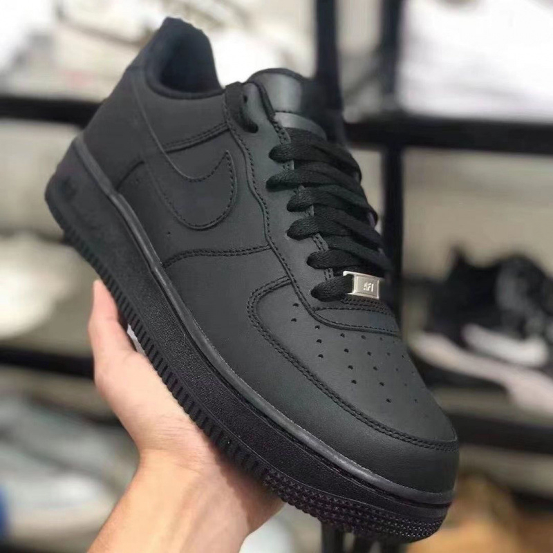 Meeste madala ülaosaga sportlikud tossud, mitmekülgsed igapäevaseks kandmiseks, 2025 uuendus