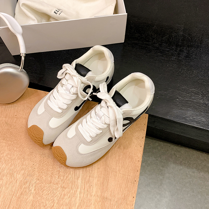 Naiste nahast spordijalatsid varjatud kõrguse tõstmisega 3–5 cm, korea stiilis ees siduvad, kummist talla, pehme vooder