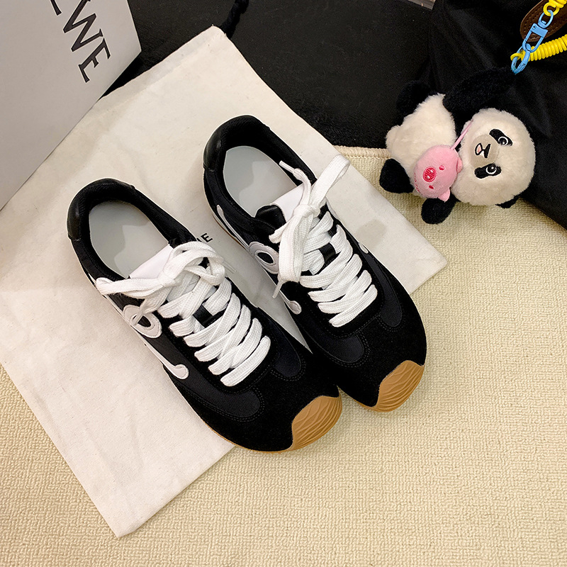 Naiste nahast spordijalatsid varjatud kõrguse tõstmisega 3–5 cm, korea stiilis ees siduvad, kummist talla, pehme vooder