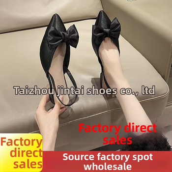 Ženske udobne cipele s oštrim nosom, uzorak houndstooth, platneni gornji dio, niska peta 1–3 cm