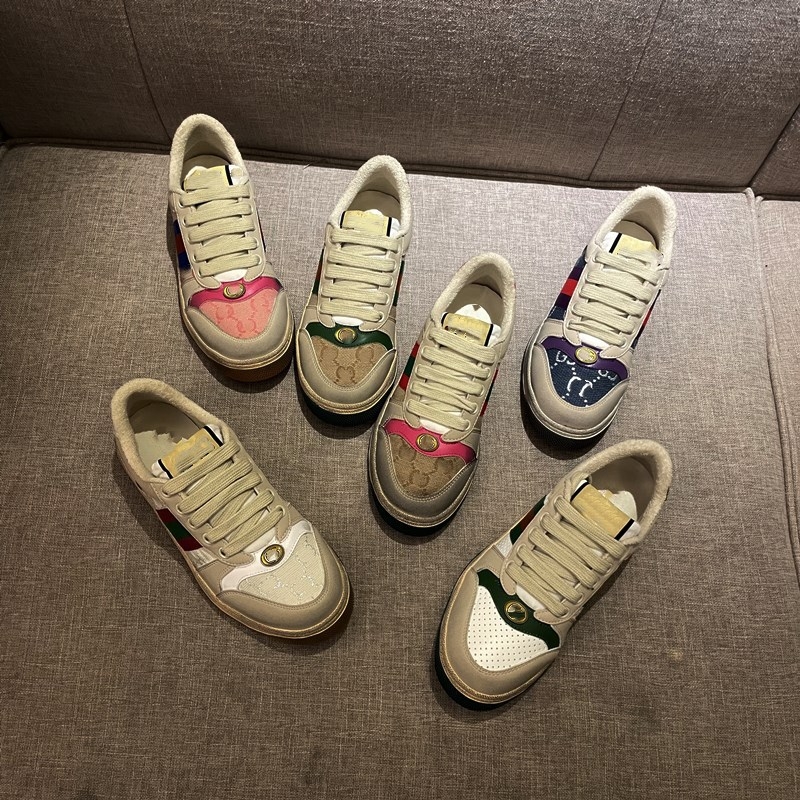 Unisex platna kurpes ar gumijas zoli, zemā augšdaļa; priekšējā aizdare; pretslīdēšana, nodilumizturība, šoka absorbēšana; tekstila iekšējā zole.