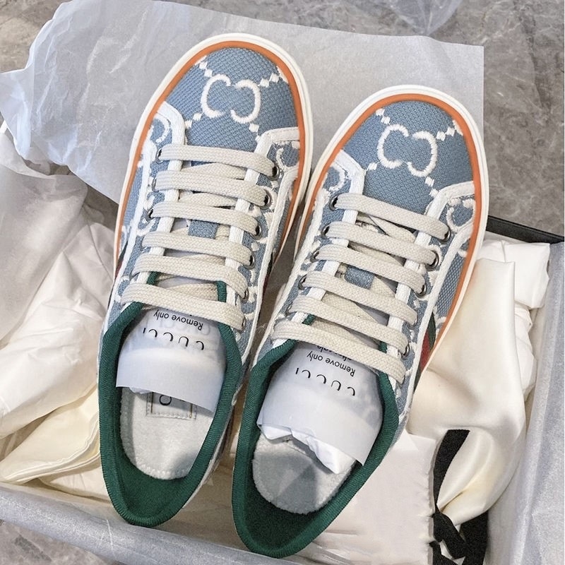 Kangas-tossud, unisex, madala ülaosaga, eespaeltega, kummist tall, PU vooder