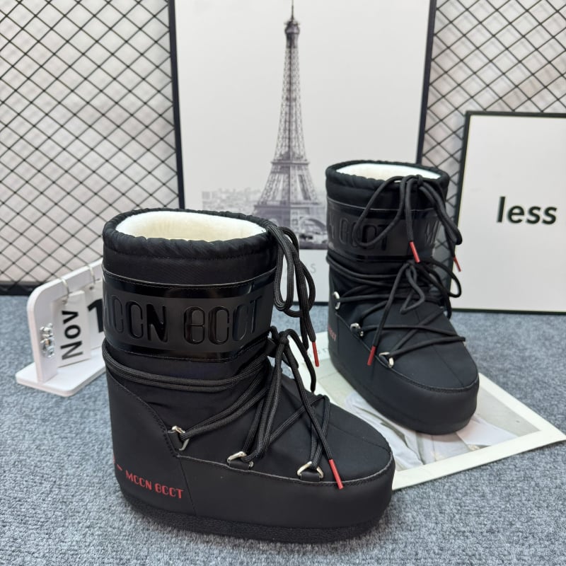 Moteriški žieminiai batai: neslidžia gumos padas, vandeniui atspari viršutinė dalis, pūkuota vidinė apdaila, vidutinio aukščio viršus, raišteliai