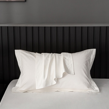 Paar padjapüüri, 100% puuvill, satiinne tekstuur, reaktiivne trükk ja värvimine, kerge luksus, esmaklassiline kvaliteet