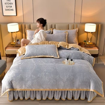 Zimska dvostruka posteljna suknja od mliječne veluru, četverodijelni set, 8D trodimenzionalna gravura, kemijska vlakna, težina ispod 500 g, moderni minimalistički stil