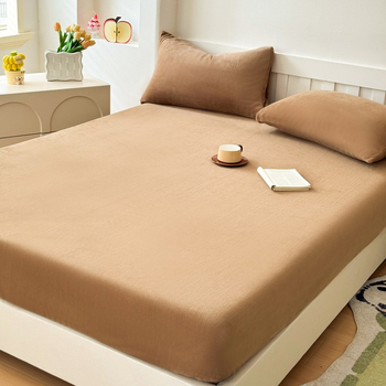 Σετ σεντόνια από βελούδο γάλακτος — βελουρένια υφή, βαφή αντίδρασης, κατάλληλο για όλες τις εποχές