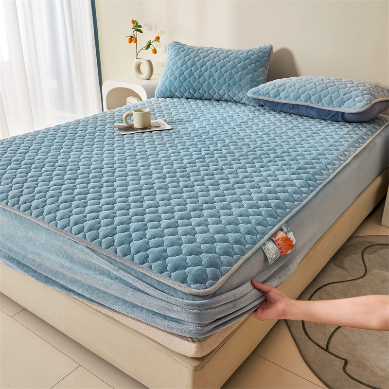 Pokrivač od mliječnog velura, šivan, reaktivno bojanje, prilagodljiv, težina 3000–3500 g