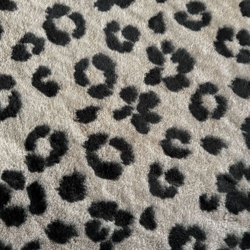 Navlaka za madrac s gumicom, kristalni velur, twill tkanina, reaktivno bojenje, moderan stil