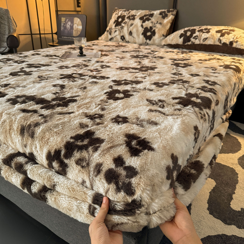 Navlaka za madrac s gumicom, kristalni velur, twill tkanina, reaktivno bojenje, moderan stil