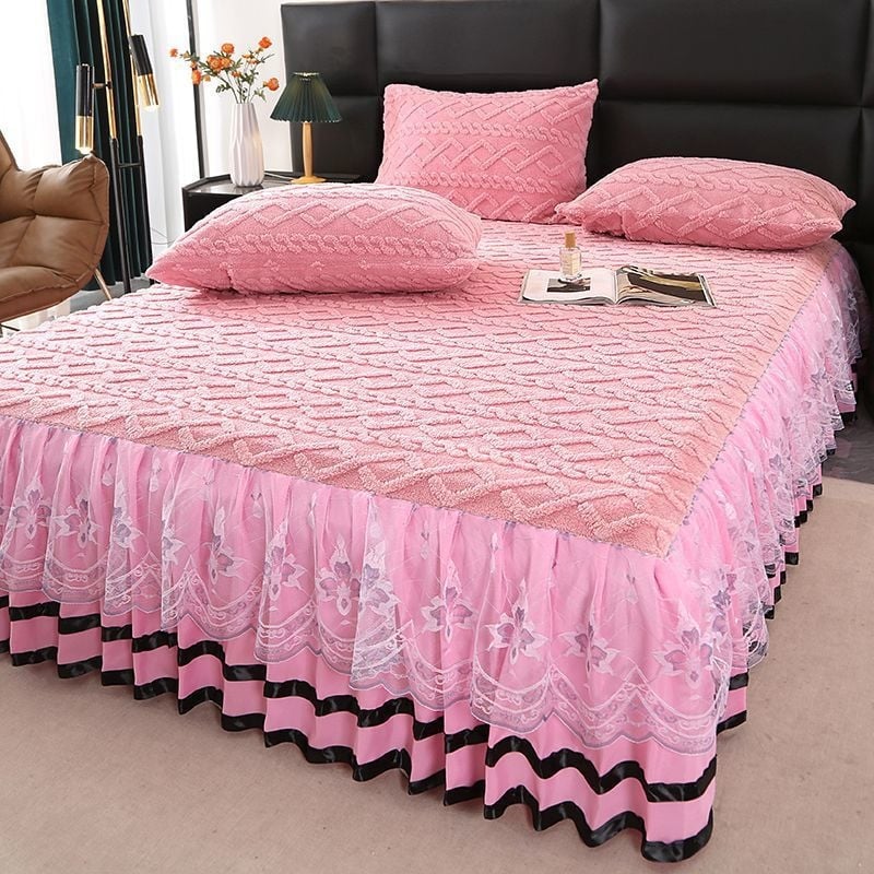 Voodi kattem piima veluuri ja akrüülkiududest, monokroomne muster, Twill õmblus, printsessi stiil