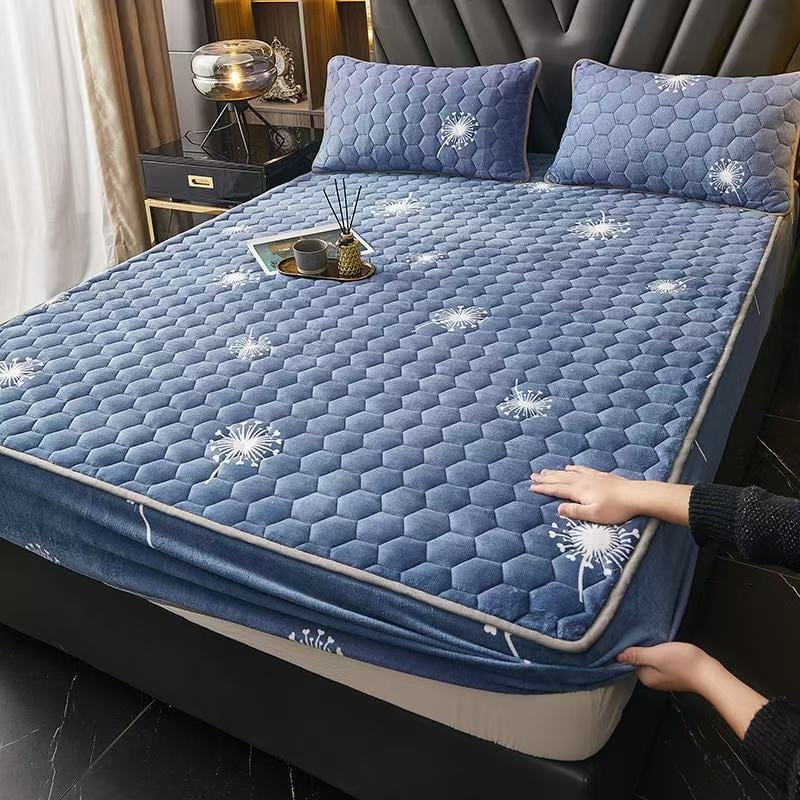 Gumis voodiruudja piima fleece materjalist, kohandatav disain, botaaniline muster, reaktiivne värvimine, õmblemine ja kuilimine